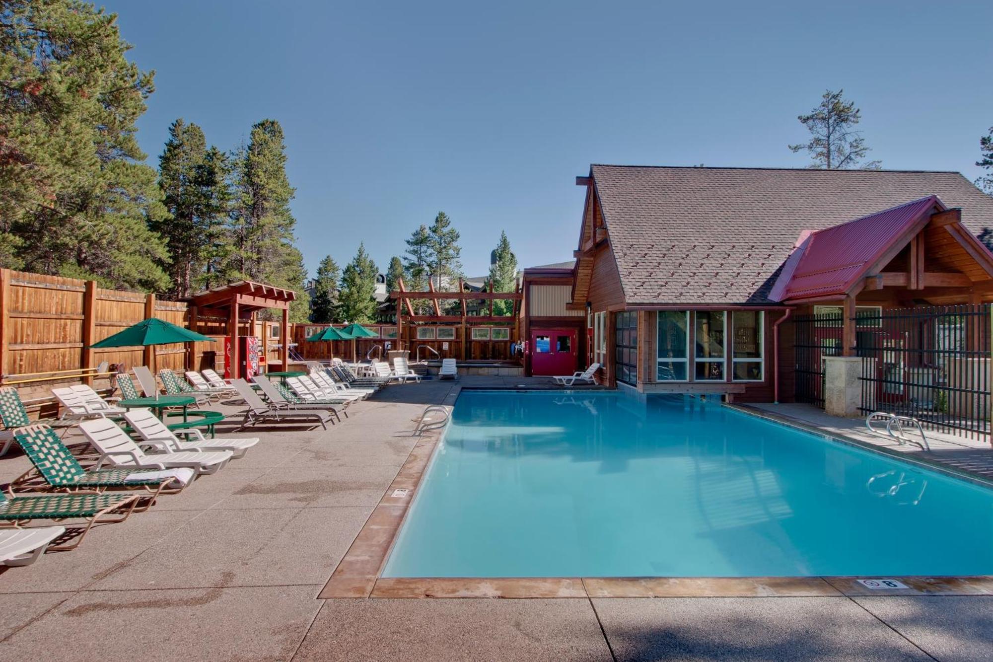 Pine Ridge Condos Брекенридж Экстерьер фото